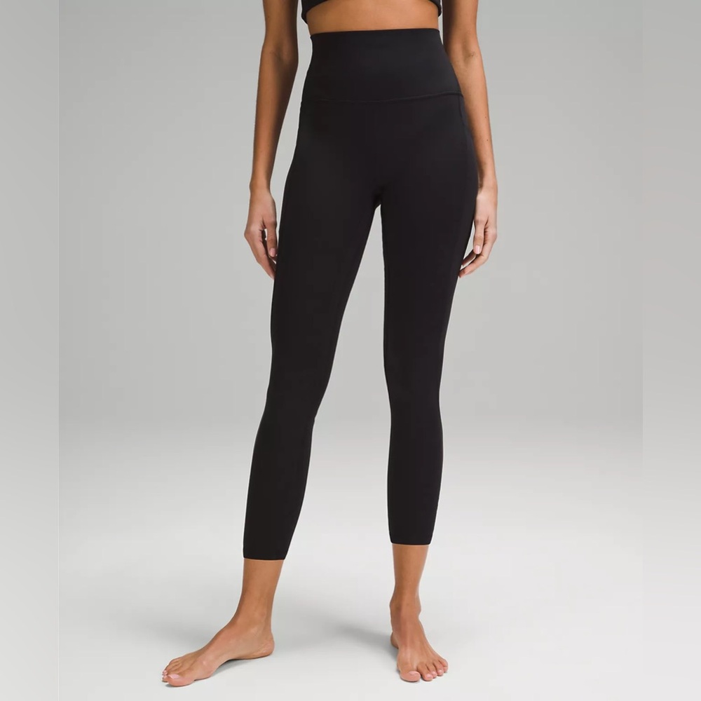 Lululemon leggings size 6